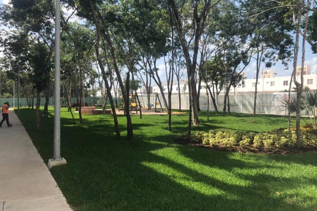Vive Tus Vacaciones, Depa Nuevo Playa Del Carmen Apartment Luaran gambar